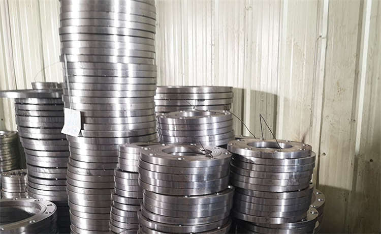 400mm螺旋焊管，1120-8mm螺旋鋼管，大型廠家質(zhì)量可靠價格低廉，不等邊角鋼