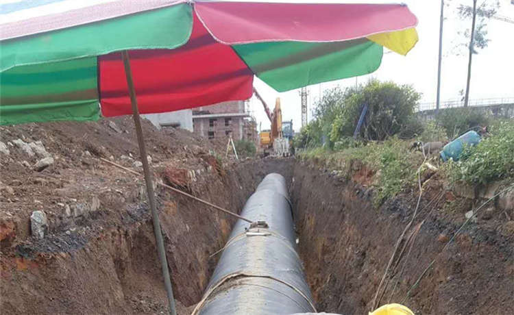 梧州820mm螺旋焊管出貨，530-10mm螺旋鋼管，2324mm螺旋鋼管，實(shí)力雄厚的鋼管廠家