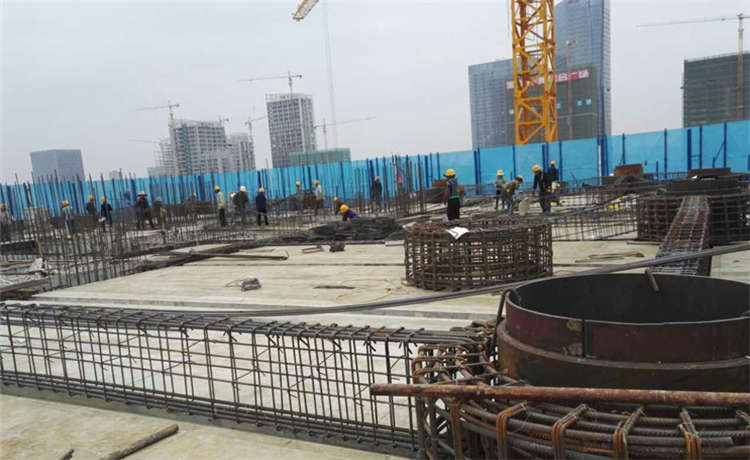 q355b材質(zhì)螺旋鋼管廠家，工字鋼廠家，鋼材場Q235B打樁鋼護筒，1220-8mm螺旋鋼管