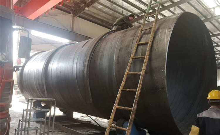 1200mm螺旋管，清遠(yuǎn)dn400螺旋鋼管，800-16mm螺旋管，大型鋼管生產(chǎn)廠家