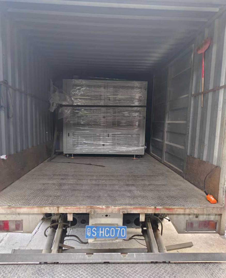 裝車出貨 裝車出貨